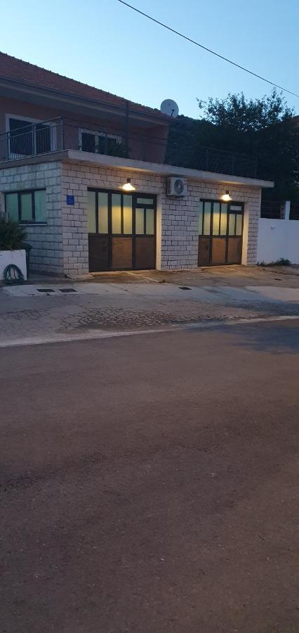 Apartmani Matea Trogir Exterior foto