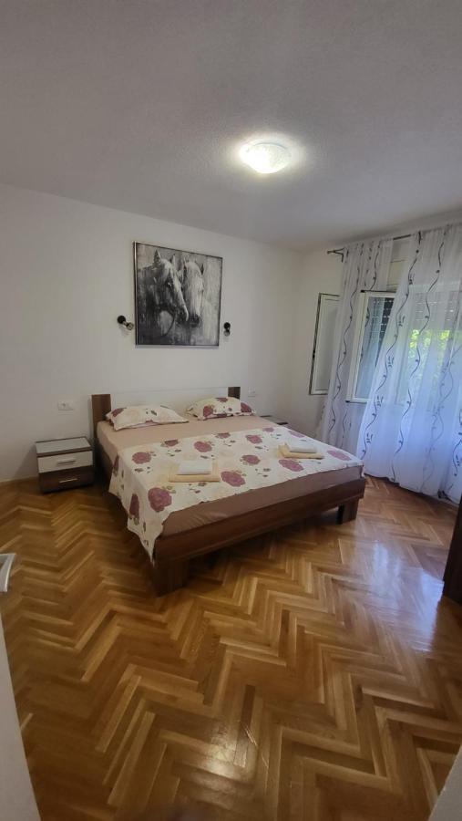 Apartmani Matea Trogir Exterior foto